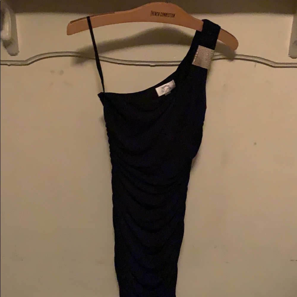 One shoulder dress